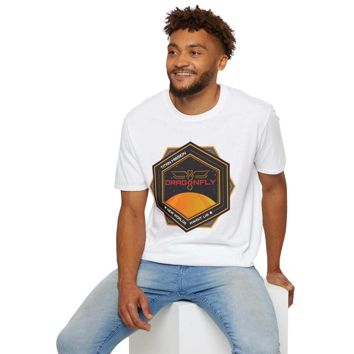 Dragonfly: Titan Mission. New Worlds Await Us T-Shirt
