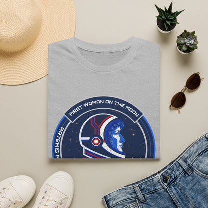 Christina H. Koch: First Woman On The Moon (Artemis Mission) T-Shirt