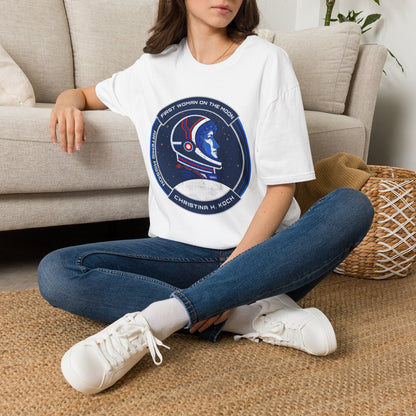 Christina H. Koch: First Woman On The Moon (Artemis Mission) T-Shirt