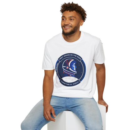 Christina H. Koch: First Woman On The Moon (Artemis Mission) T-Shirt