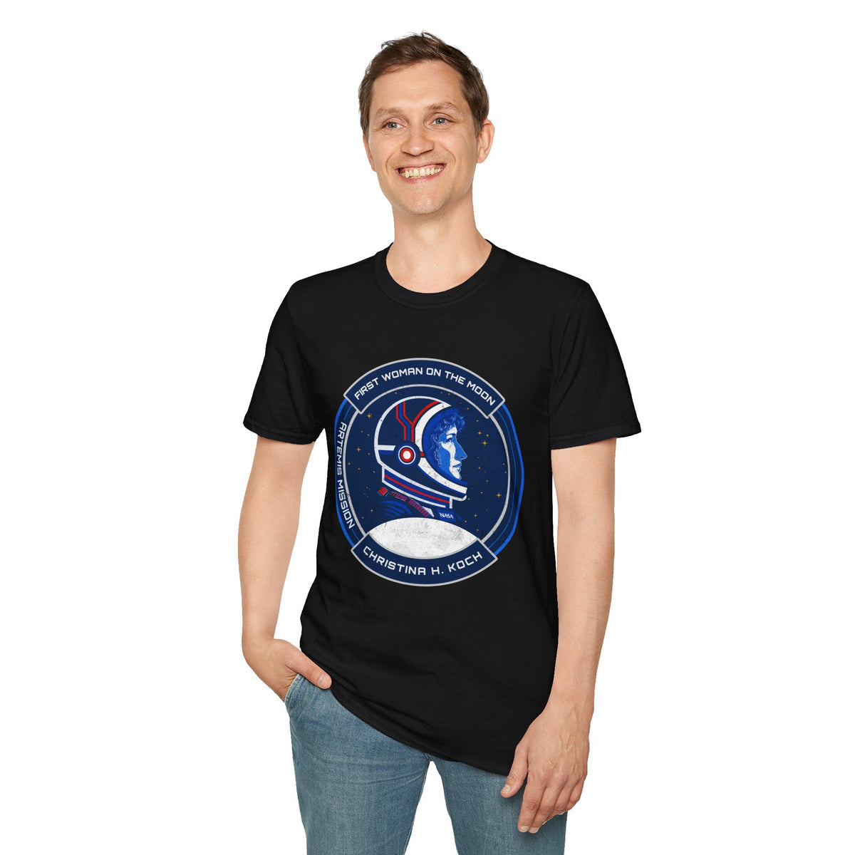 Christina H. Koch: First Woman On The Moon (Artemis Mission) T-Shirt