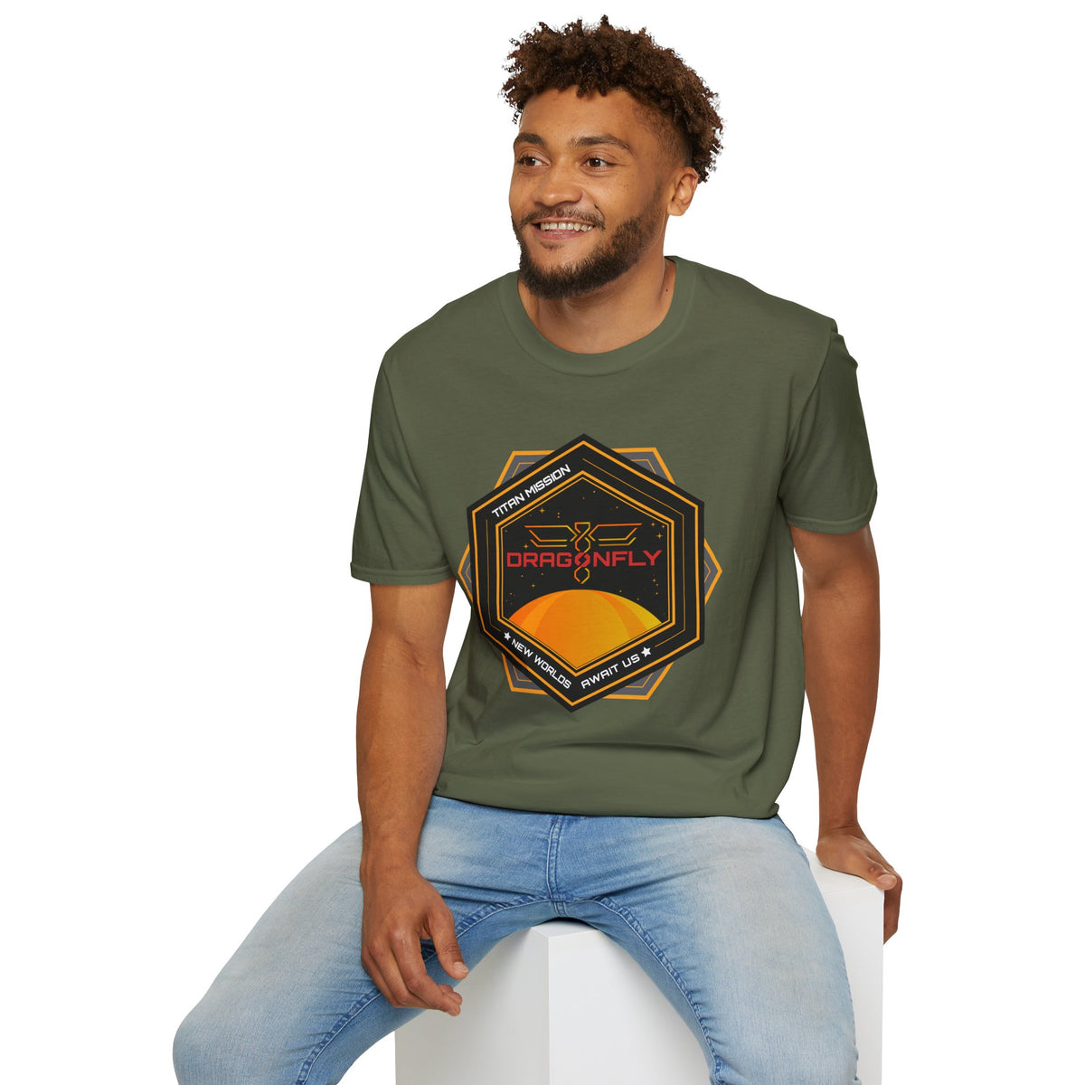 Dragonfly: Titan Mission. New Worlds Await Us T-Shirt