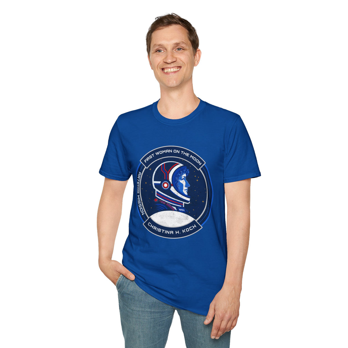 Christina H. Koch: First Woman On The Moon (Artemis Mission) T-Shirt