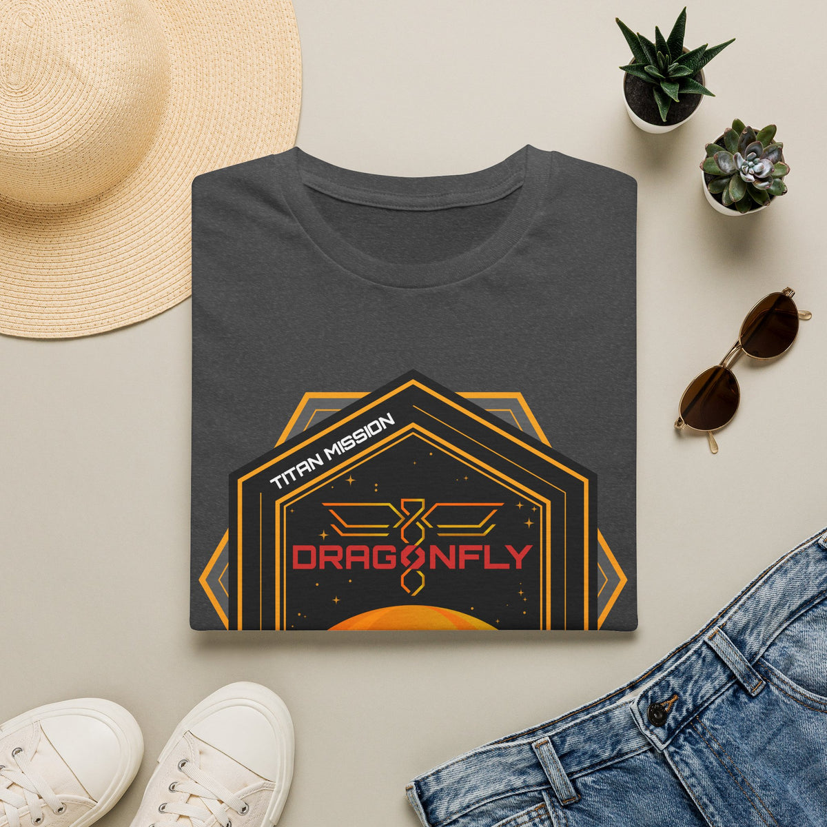 Dragonfly: Titan Mission. New Worlds Await Us T-Shirt