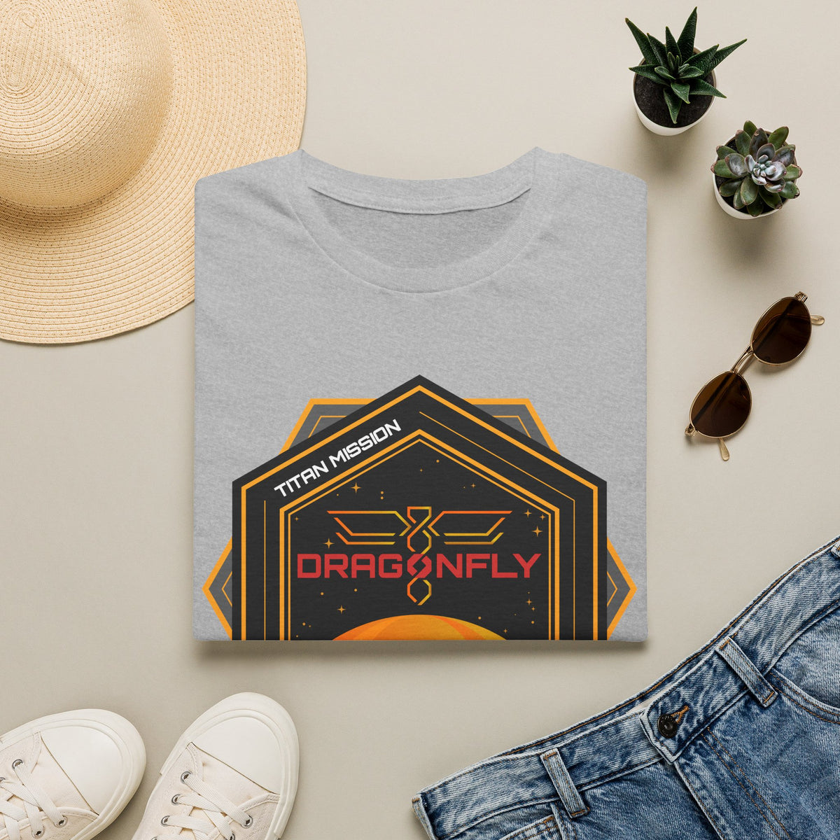 Dragonfly: Titan Mission. New Worlds Await Us T-Shirt
